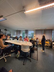 Vom Schul- und Ausbildungssystem-Wege zum Studium und in die Berufswelt-1